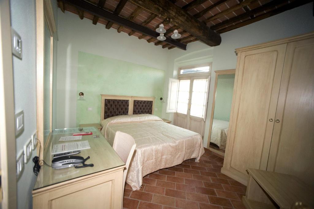 Casal Sant'Elena Bed & Breakfast Altopascio Ngoại thất bức ảnh