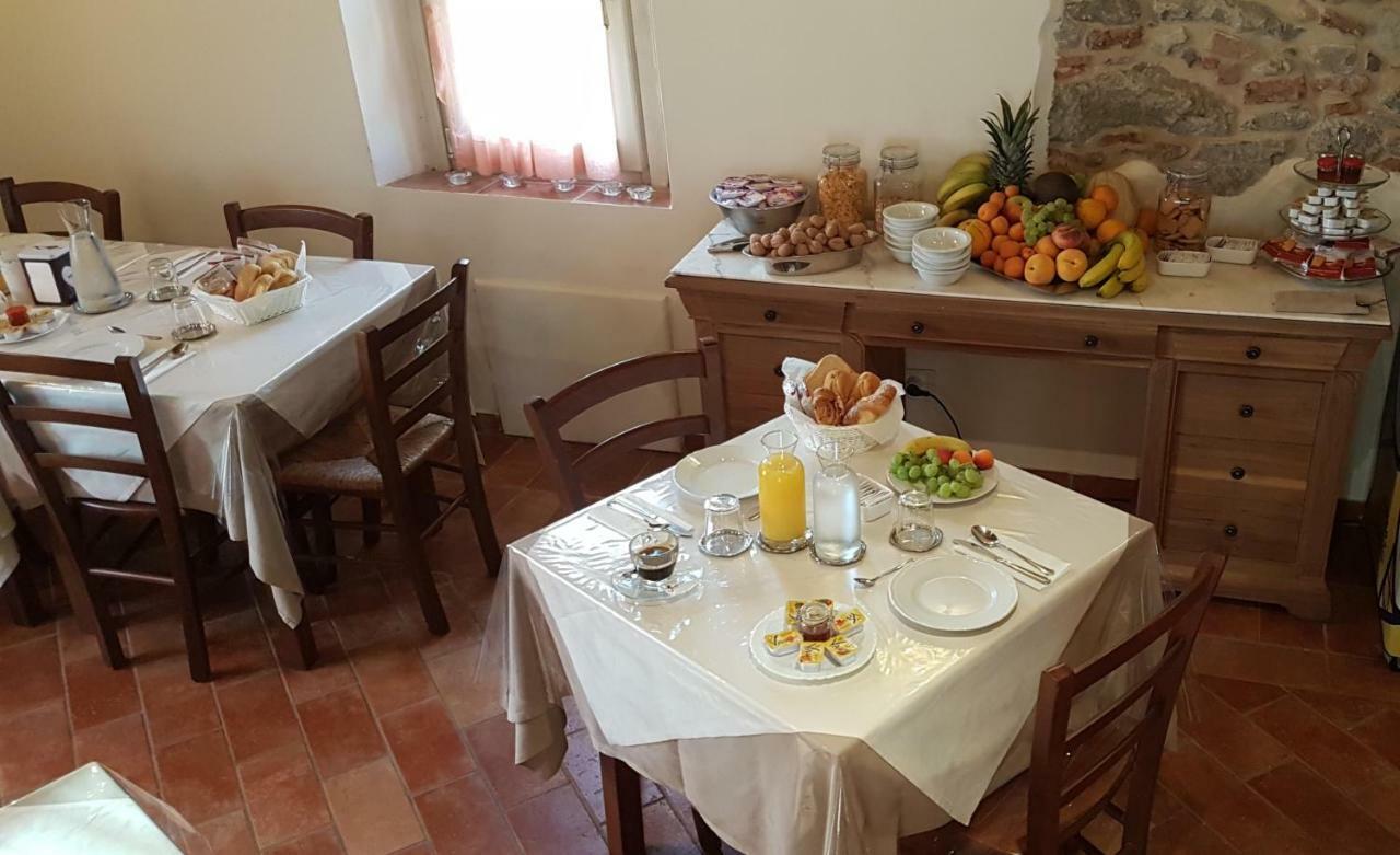 Casal Sant'Elena Bed & Breakfast Altopascio Ngoại thất bức ảnh