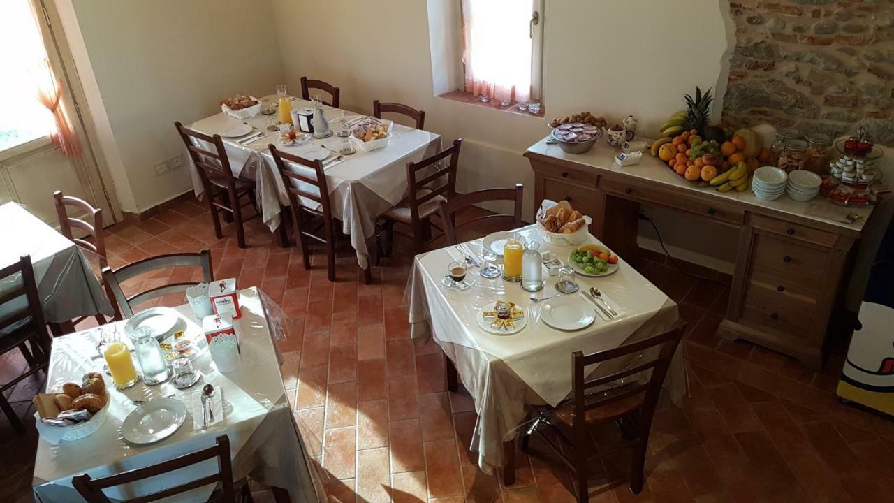 Casal Sant'Elena Bed & Breakfast Altopascio Ngoại thất bức ảnh