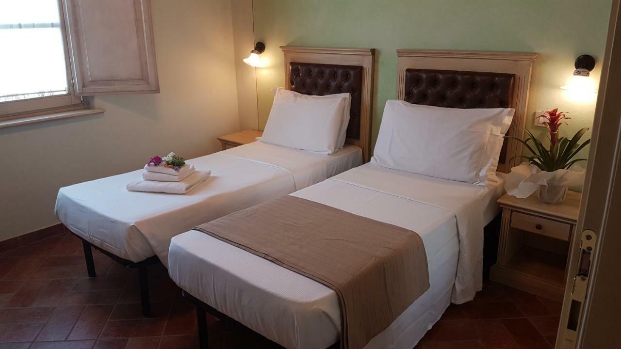 Casal Sant'Elena Bed & Breakfast Altopascio Ngoại thất bức ảnh